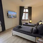 Yourfavoritebed Monteurunterkunft Zentrum - Wlan, Waschmaschine Zentral Aparthotel