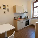 Aparthotel Yourfavoritebed Monteurunterkunft Zentrum - Wlan, Waschmaschine Zentral Zwickau