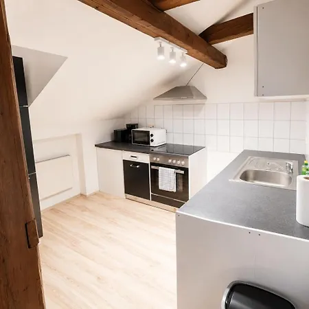 Yourfavoritebed Monteurunterkunft Zentrum - Wlan, Waschmaschine Zentral Hotel apartamentowy 3*