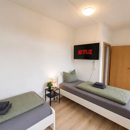 Yourfavoritebed Monteurunterkunft Zentrum - Wlan, Waschmaschine Zentral Zwickau