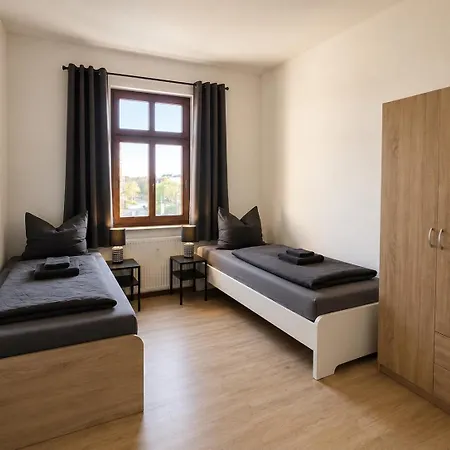Yourfavoritebed Monteurunterkunft Zentrum - Wlan, Waschmaschine Zentral Zwickau