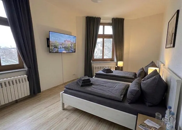 Yourfavoritebed Monteurunterkunft Zentrum - Wlan, Waschmaschine Zentral Aparthotel