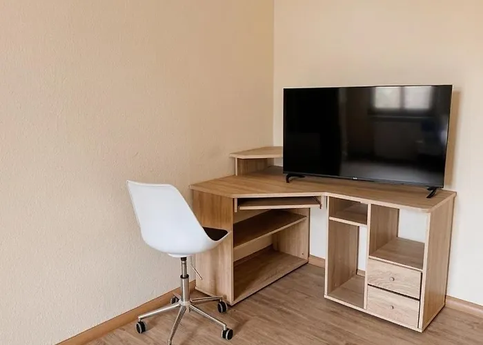 Yourfavoritebed Monteurunterkunft Zentrum - Wlan, Waschmaschine Zentral 公寓式酒店 茨维考