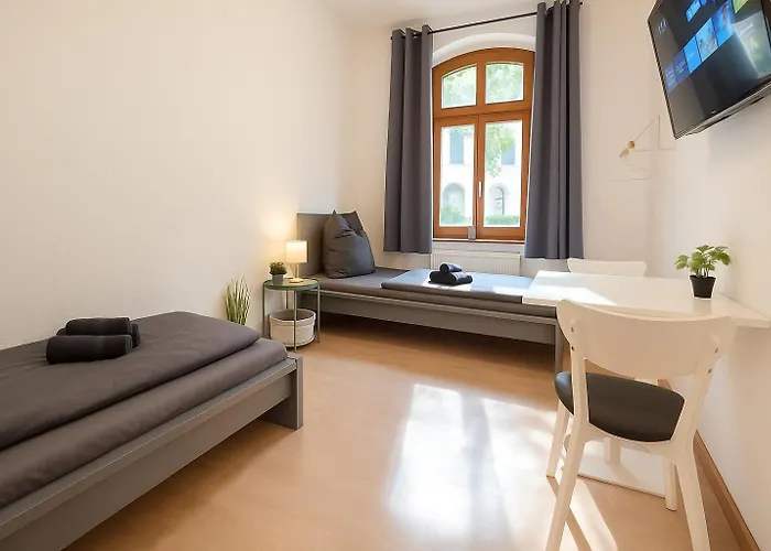 Yourfavoritebed Monteurunterkunft Zentrum - Wlan, Waschmaschine Zentral Zwickau