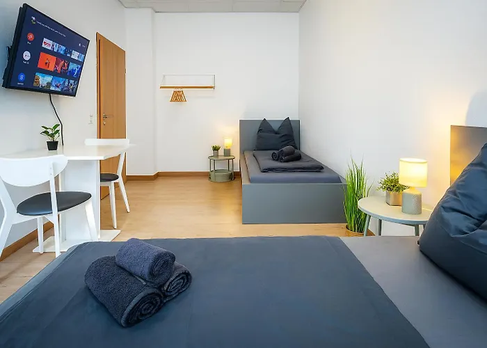 Yourfavoritebed Monteurunterkunft Zentrum - Wlan, Waschmaschine Zentral 公寓式酒店 茨维考