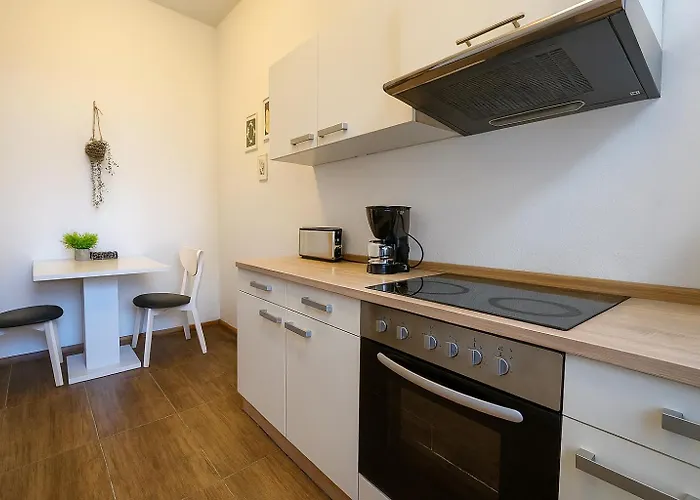 Yourfavoritebed Monteurunterkunft Zentrum - Wlan, Waschmaschine Zentral